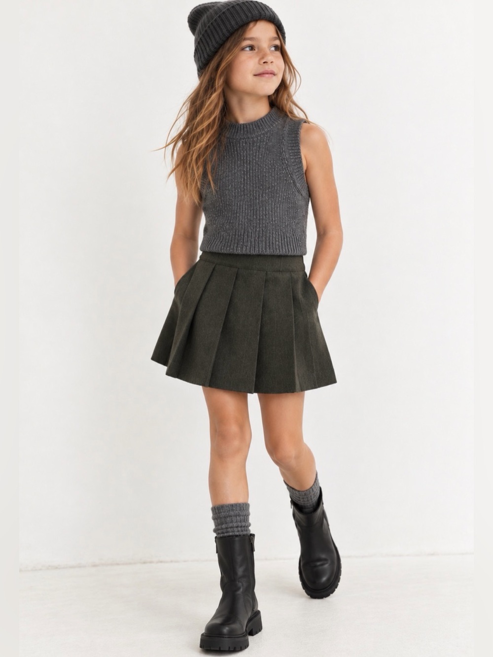Zara Girls Gray Sleeveless Knit Sweater Vest